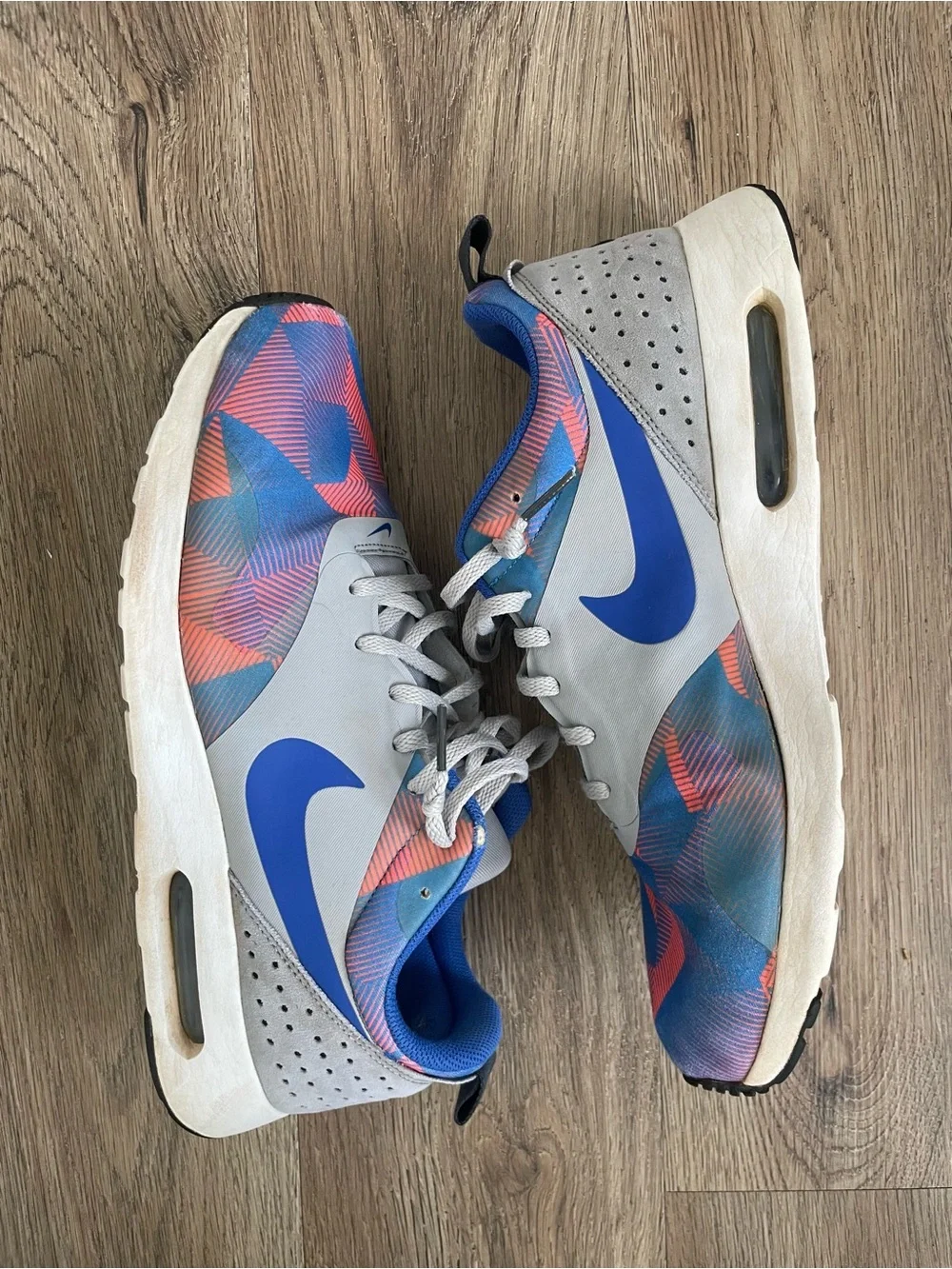 Men Size 10.5 Nike Air Max Tavas Print Grey Blue Hot Lava Shoes